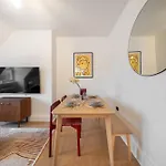 Eleven Lodge By Artsy